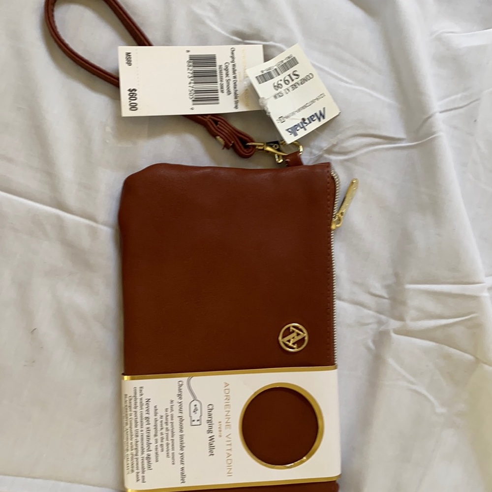 Charging wallet